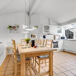 Josef - 950m From The Sea By Interhome *